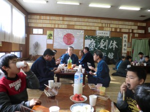 鏡開きはお供え餅を食べる下げて食べる伝統から（＾＾）