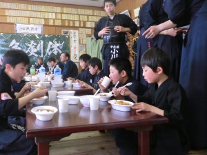 昼食タイム(*´▽｀*)